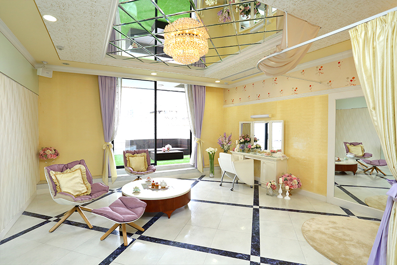 ご新郎新婦控え室